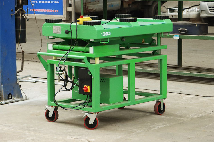 山(shān)東(dōng)博納新報(bào)廢汽車(chē)拆解有(yǒu)限公司 報(bào)廢汽車(chē)拆解流水(shuǐ)線